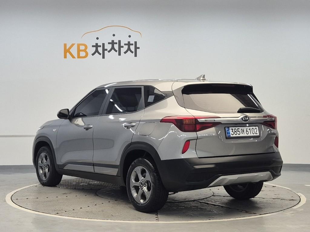 2021 KIA SELTOS 