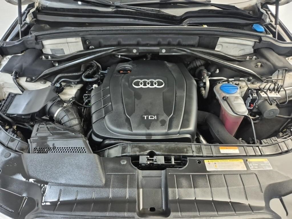 2013 AUDI Q5 (1Gen) 