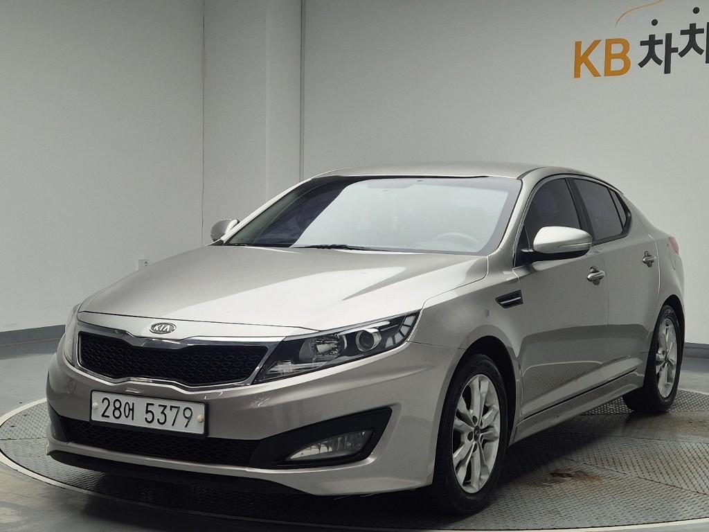 2011 KIA K5 