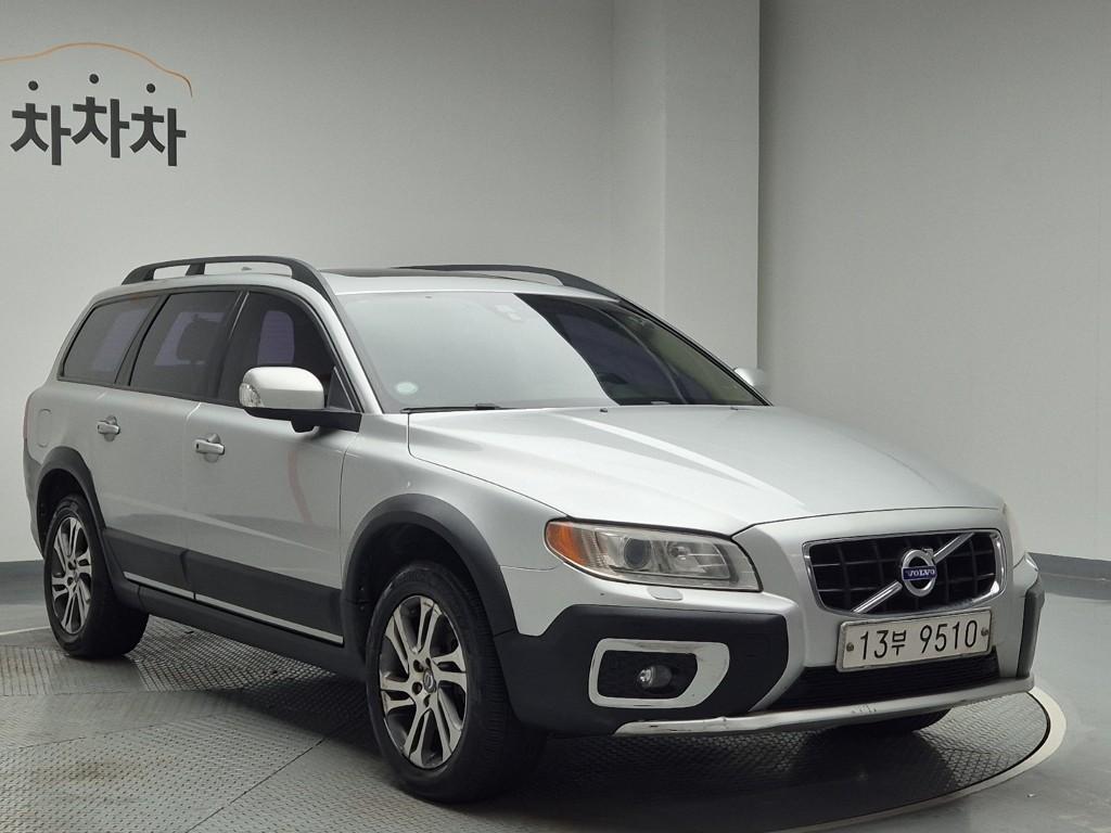2012 VOLVO XC70 