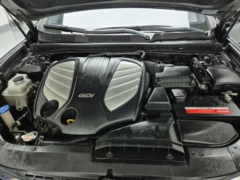 2013 HYUNDAI GRANDEUR HG 