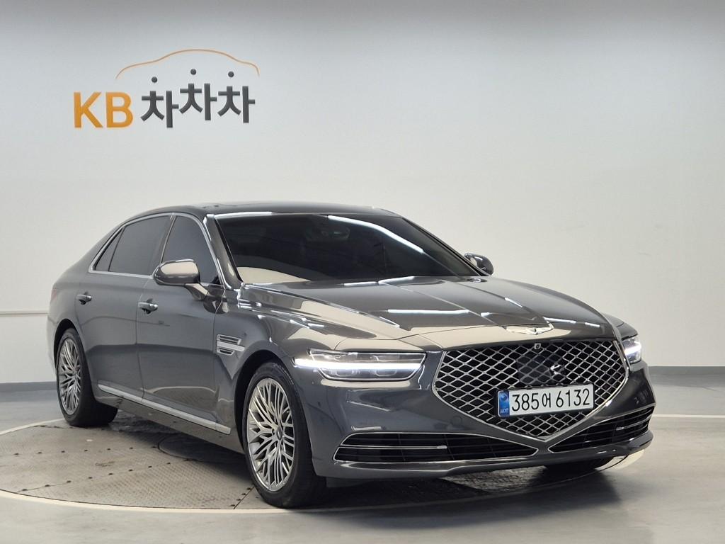 2021 GENESIS G90 