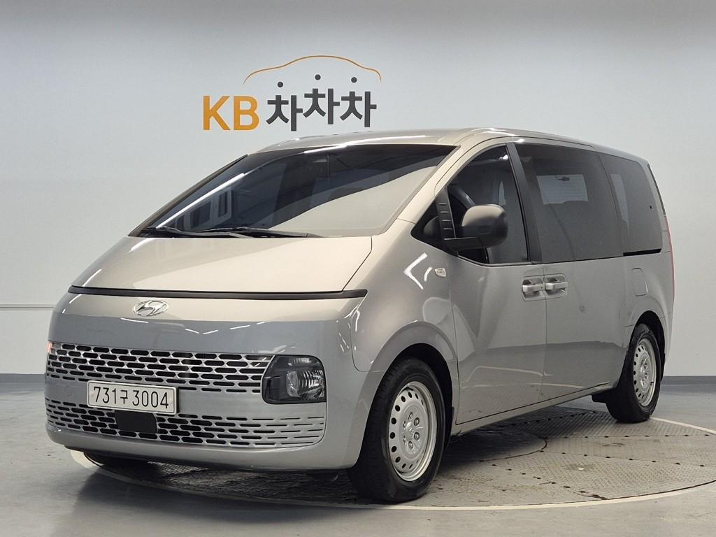 2022 HYUNDAI STARIA 