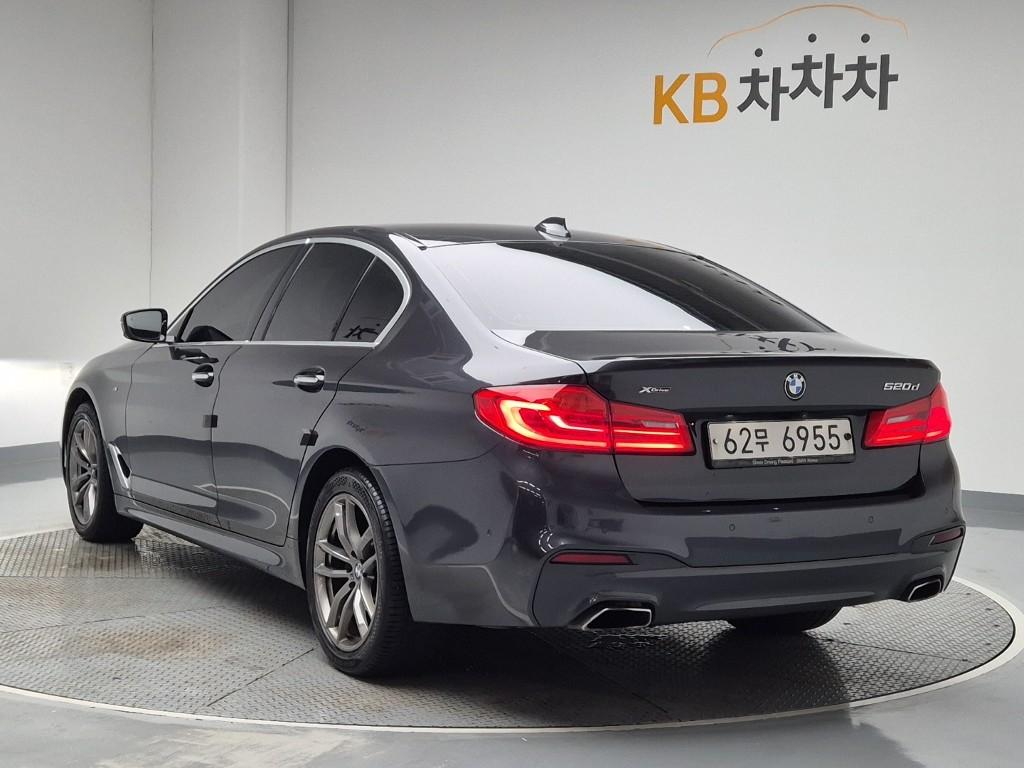 2018 BMW 5 SERIES (7Gen) 
