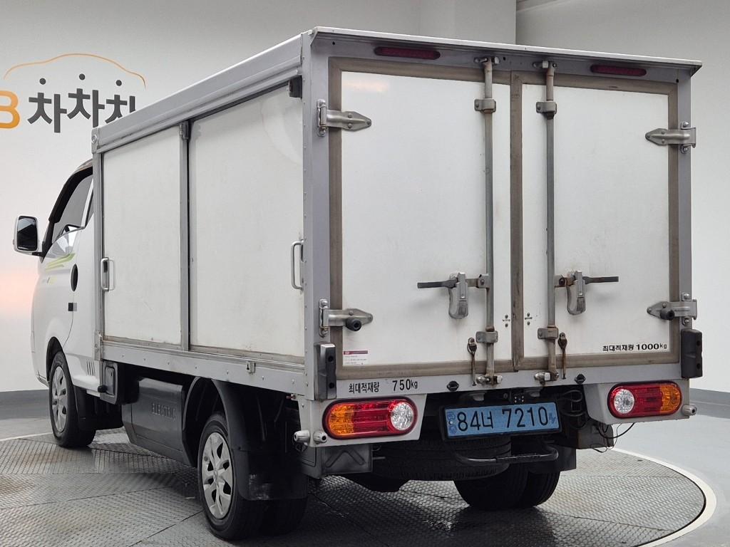 2021 HYUNDAI PORTER II ELECTRIC 