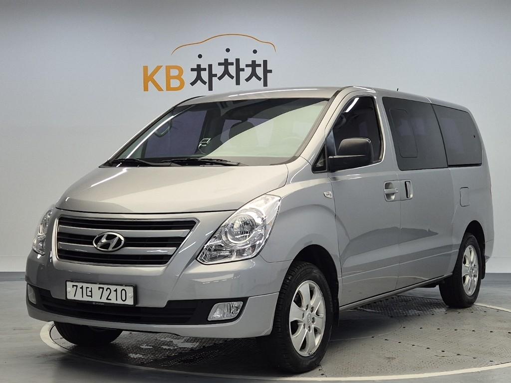 2016 HYUNDAI GRAND STAREX 