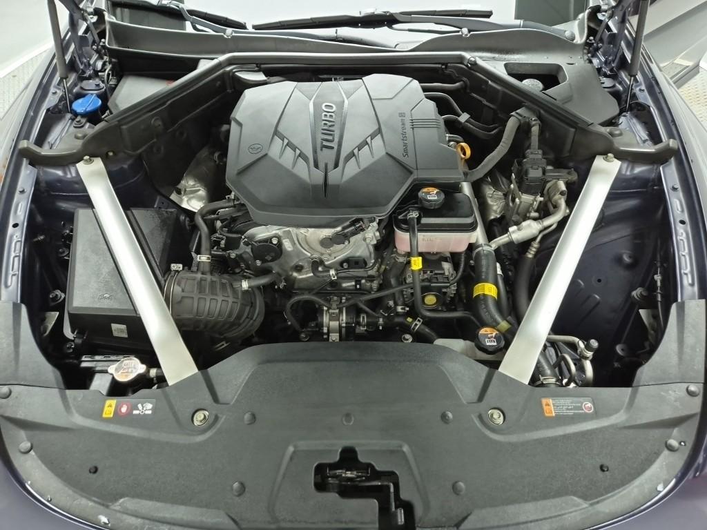 2021 KIA STINGER Meister 