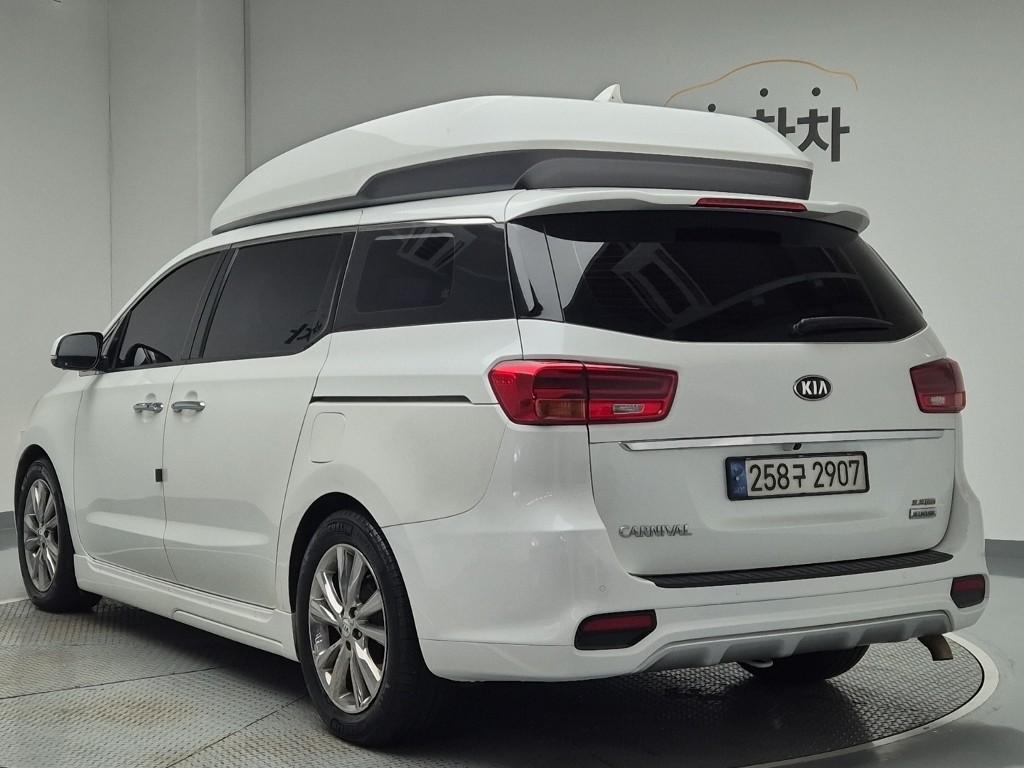 2019 KIA THE NEW CARNIVAL 