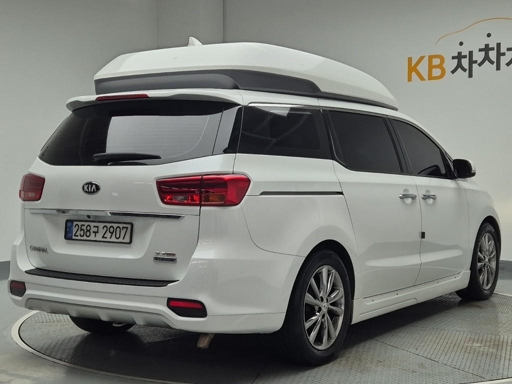 2019 KIA THE NEW CARNIVAL 