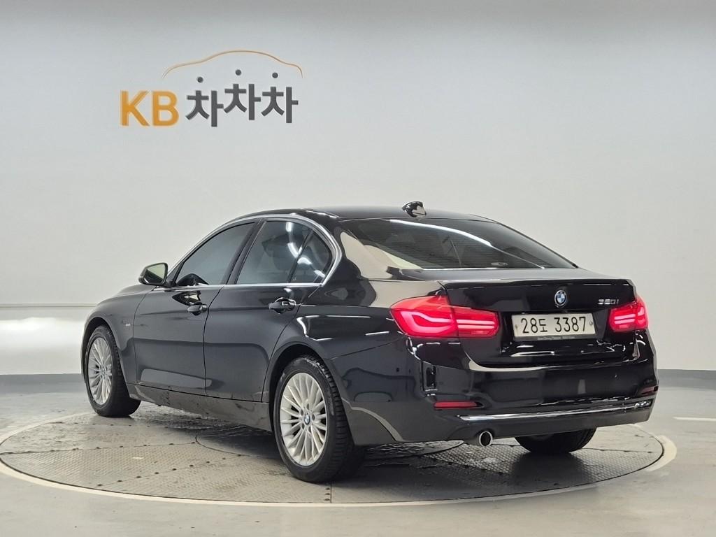 2017 BMW 3 Series (6Gen) 