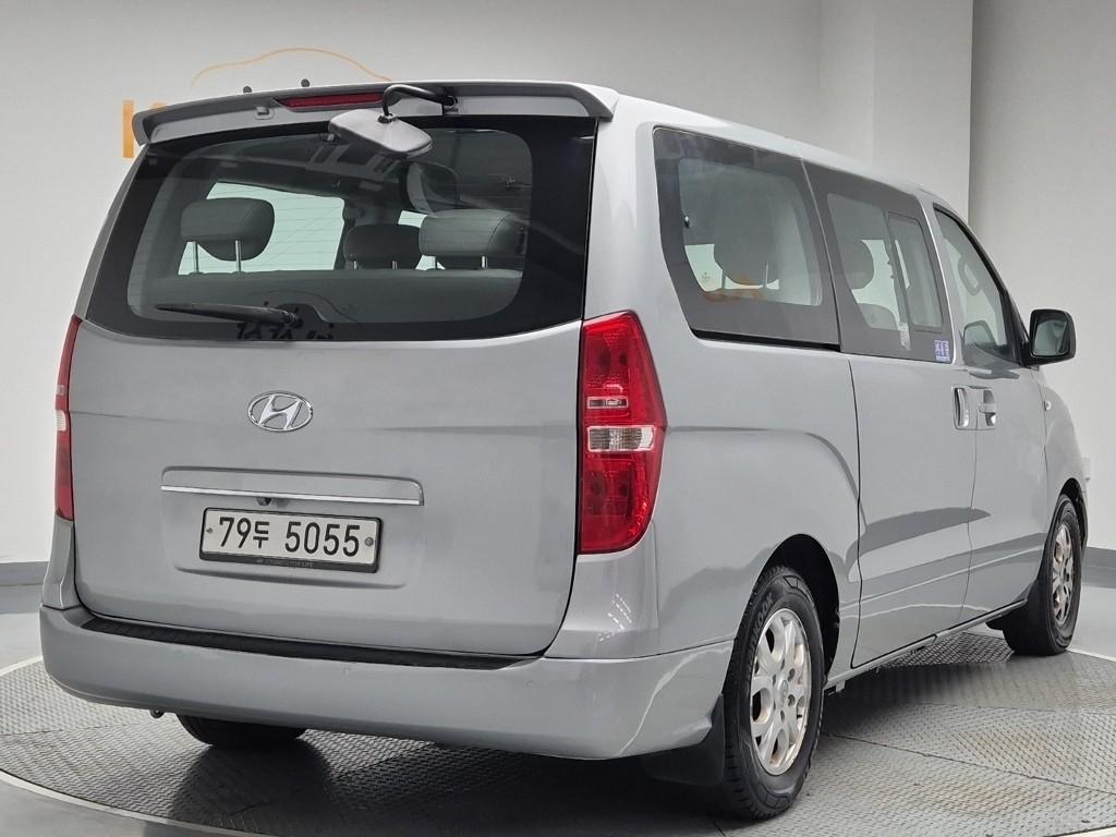 2014 HYUNDAI GRAND STAREX 