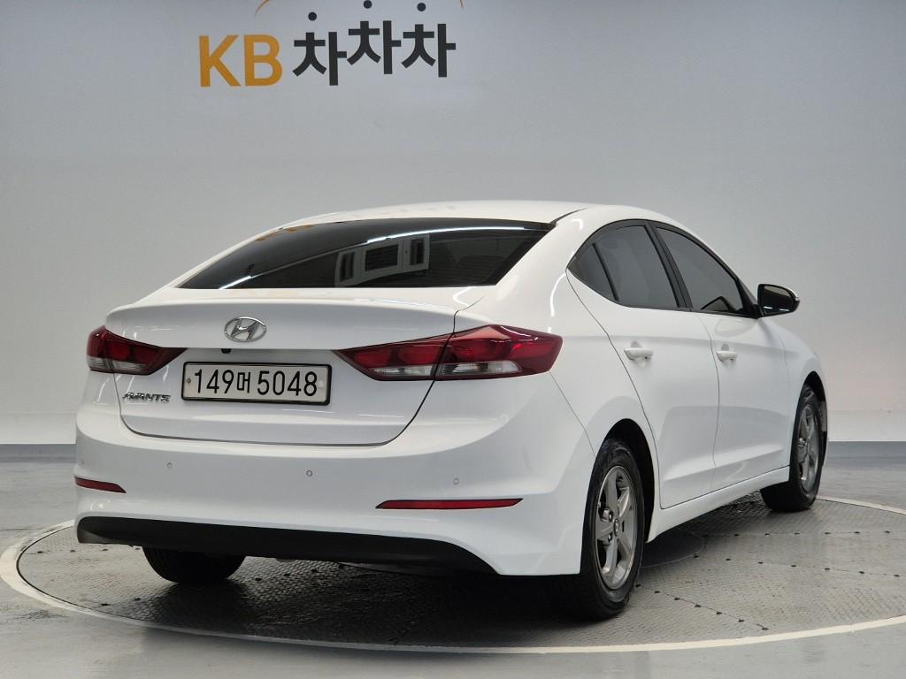 2018 HYUNDAI AVANTE AD 