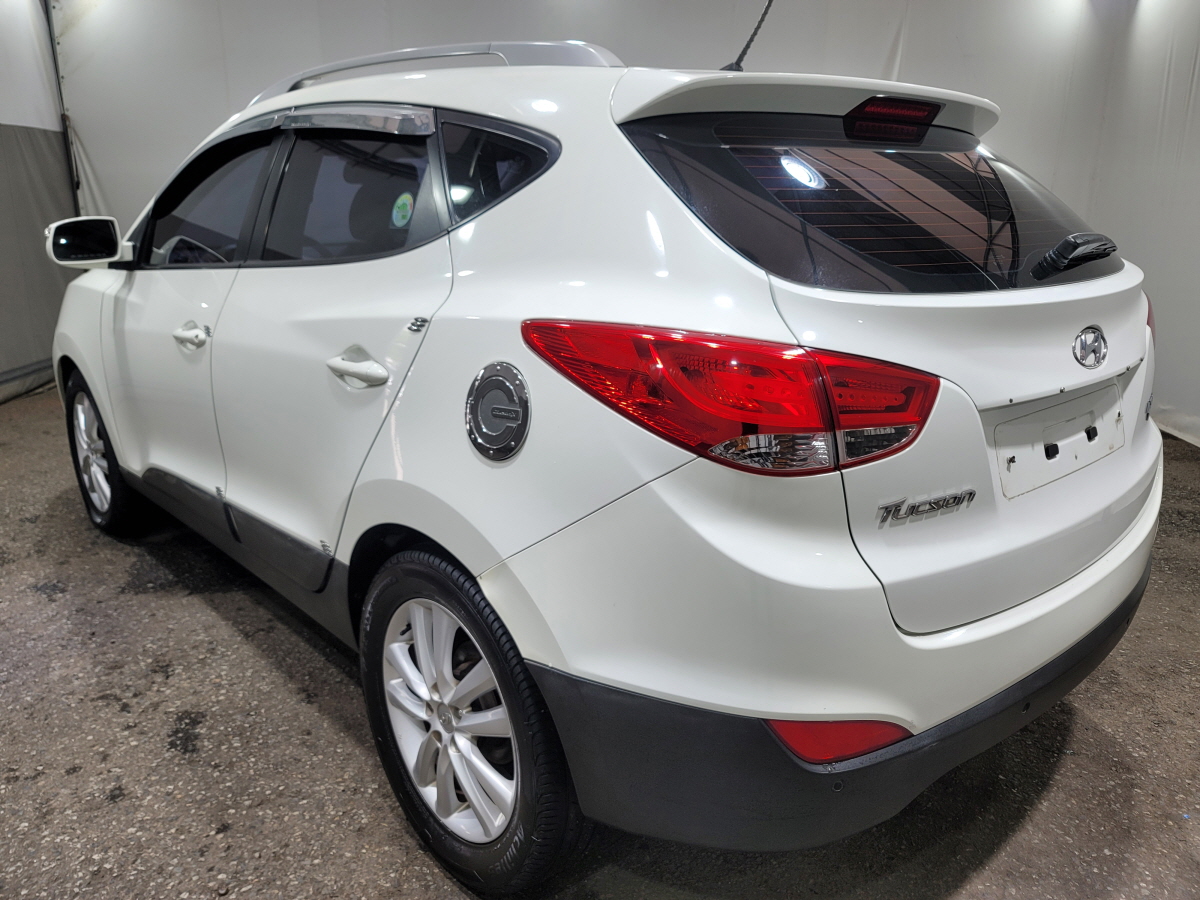 2010 HYUNDAI TUCSON ix 