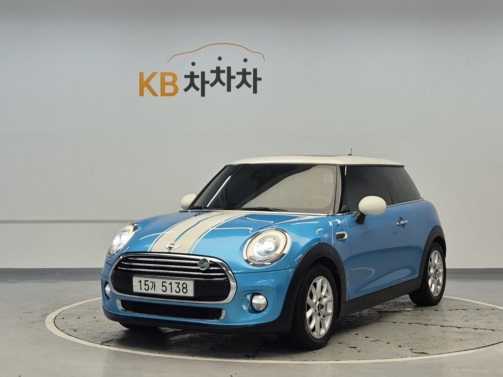 2015 MINI COOPER 