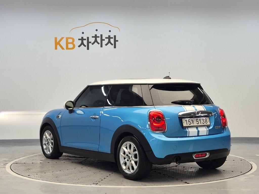 2015 MINI COOPER 