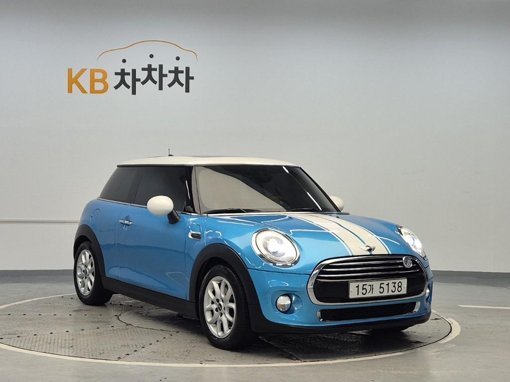 2015 MINI COOPER 