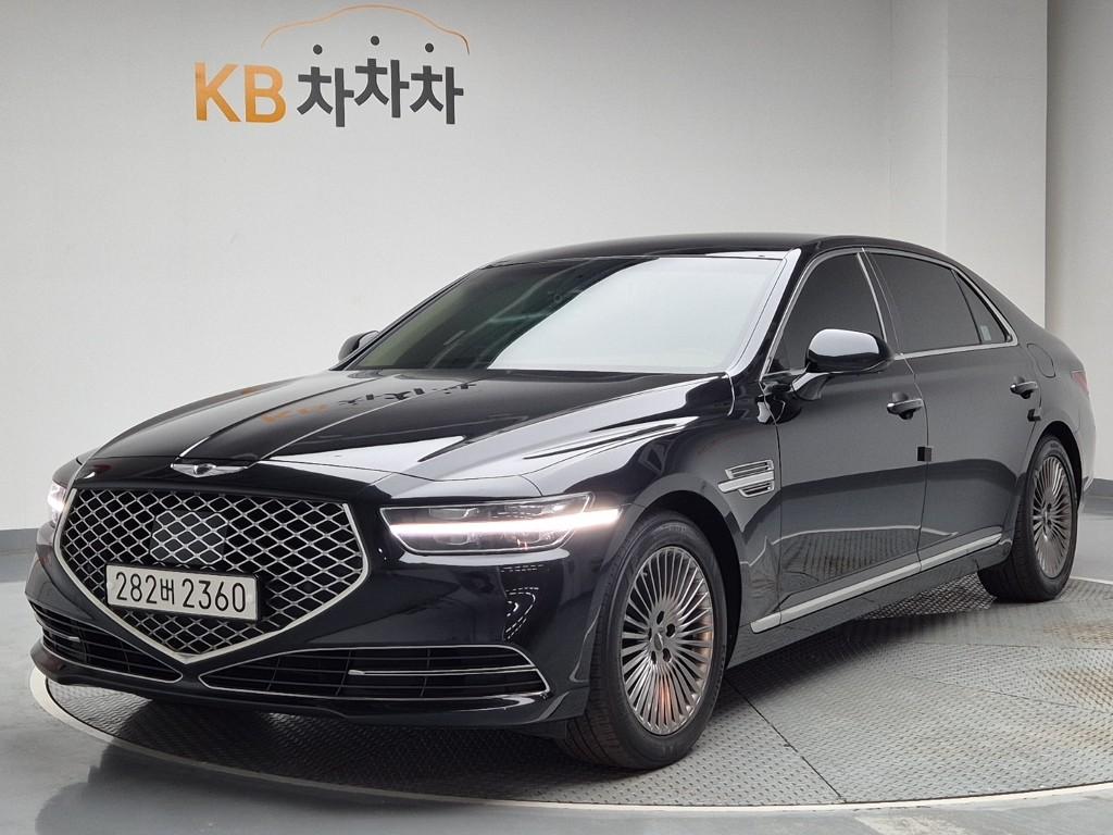 2021 GENESIS G90 