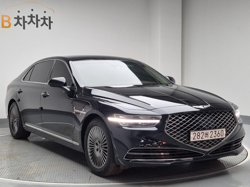 2021 GENESIS G90 