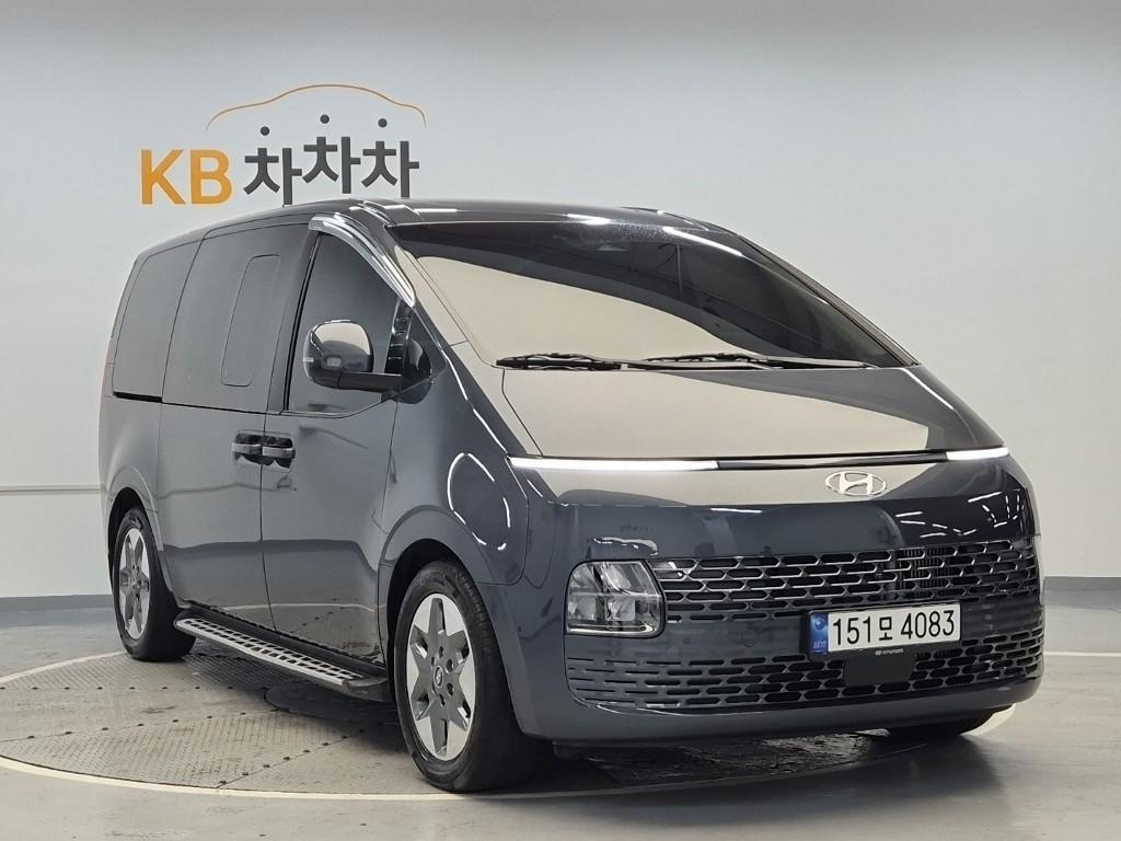 2023 HYUNDAI STARIA 