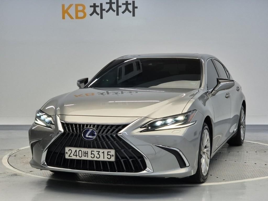 2022 LEXUS ES 