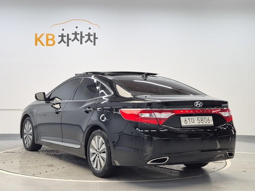 2015 HYUNDAI GRANDEUR HG HYBRID 