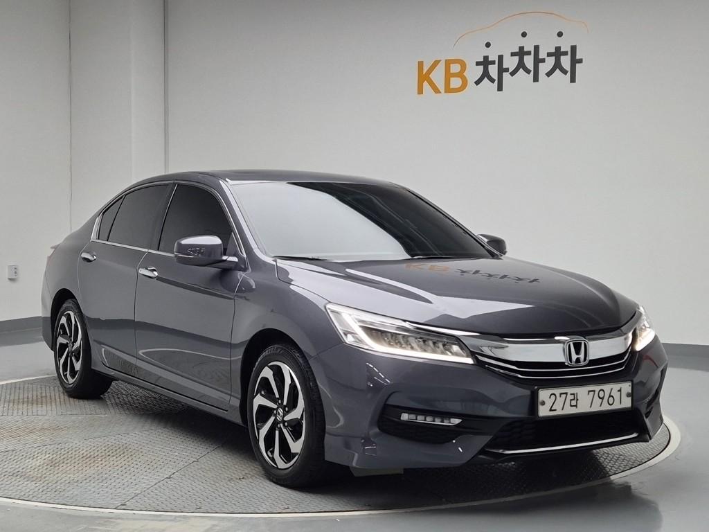 2017 HONDA ACCORD (9Gen) 