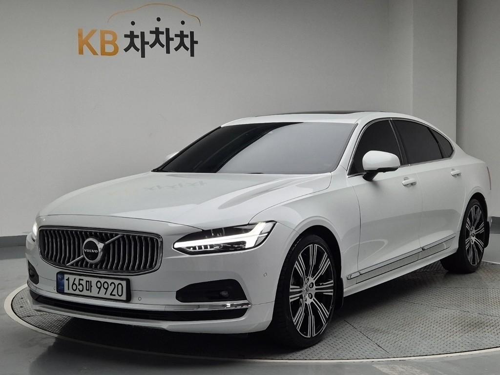 2024 VOLVO S90 