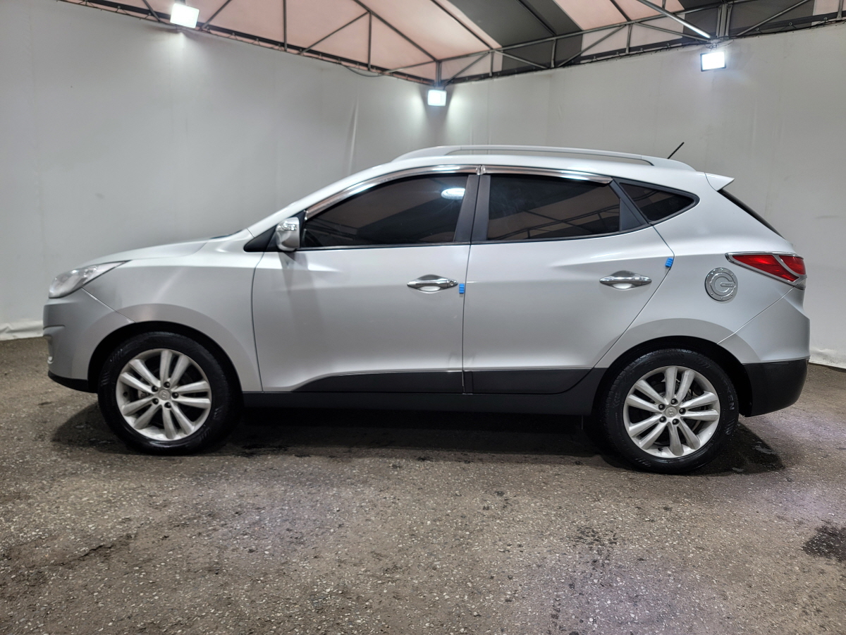 2011 HYUNDAI TUCSON ix 