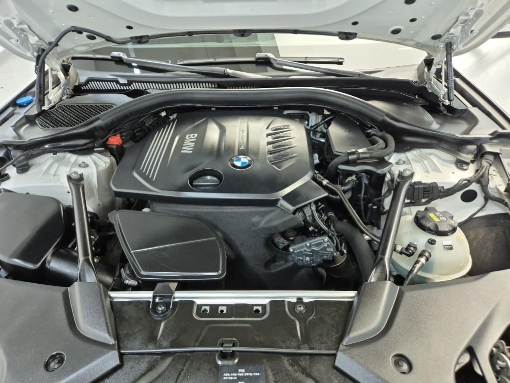 2017 BMW 5 SERIES (7Gen) 