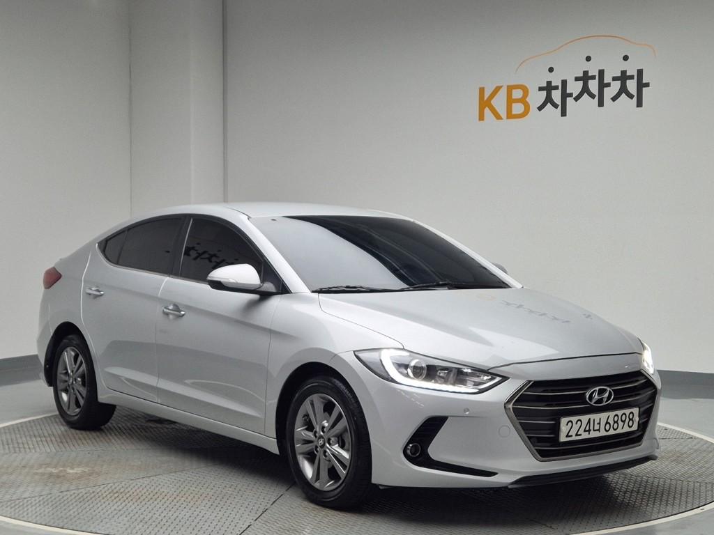 2018 HYUNDAI AVANTE AD 