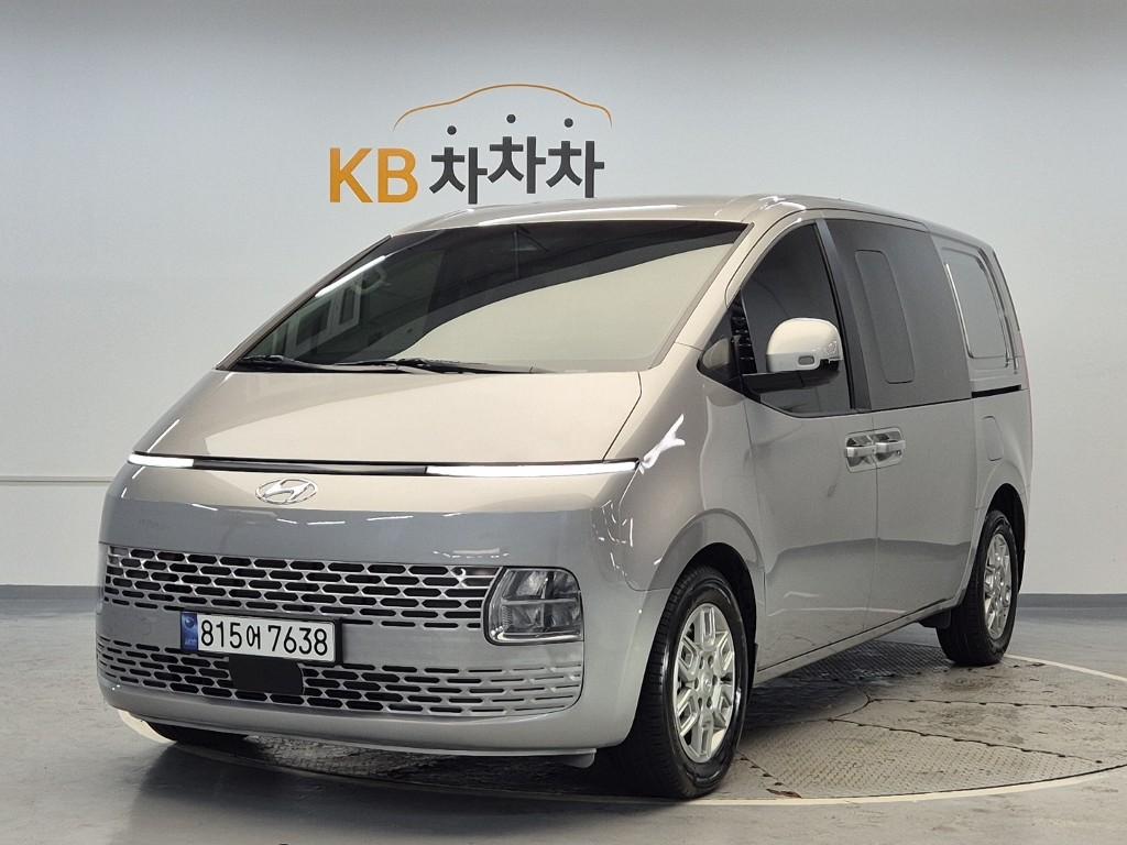 2024 HYUNDAI STARIA 