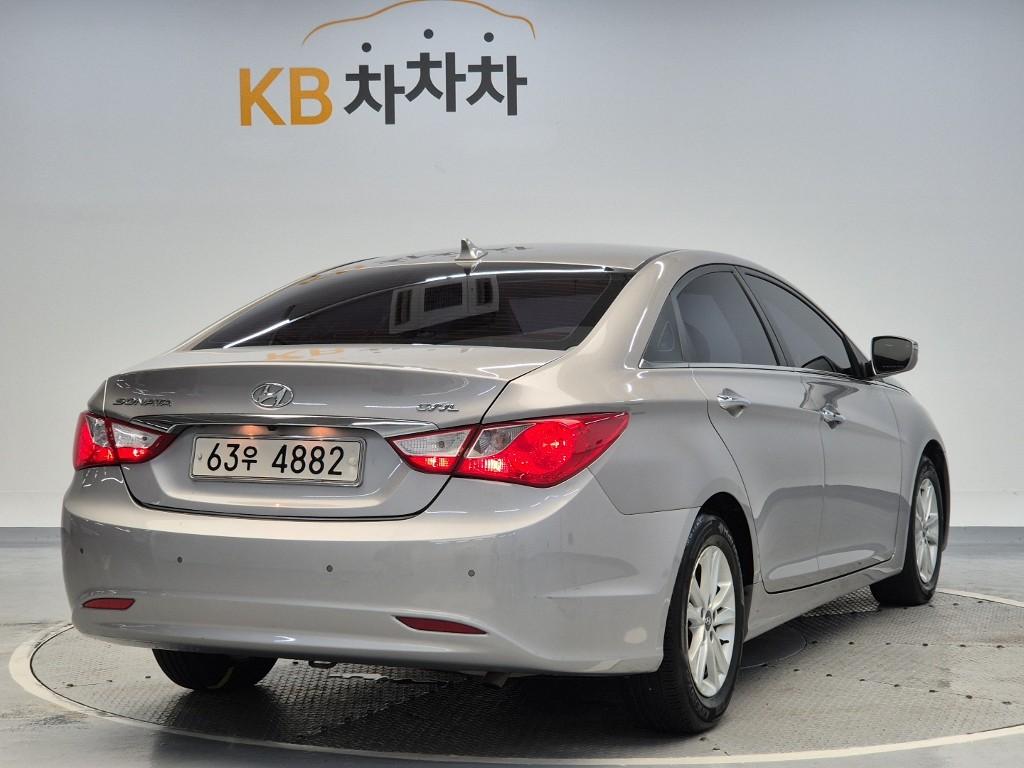 2012 HYUNDAI SONATA (YF) 