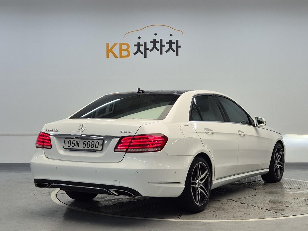 2014 BENZ E CLASS (4Gen) 