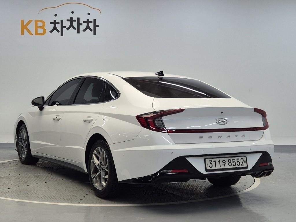 2021 HYUNDAI SONATA (DN8) 