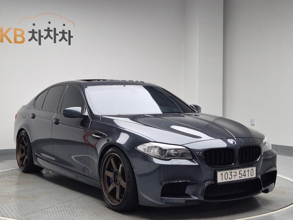 2013 BMW M5 (5Gen) 
