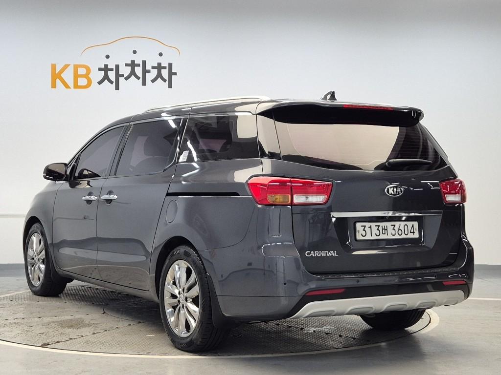 2017 KIA ALL NEW CARNIVAL 