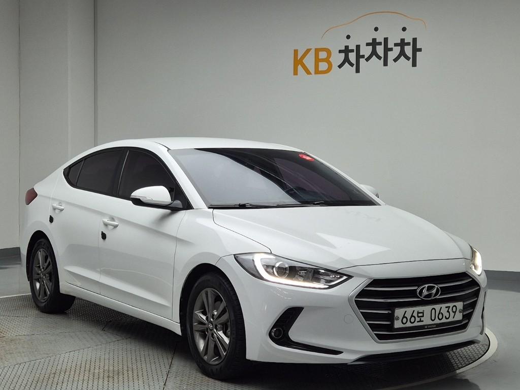 2016 HYUNDAI AVANTE AD 