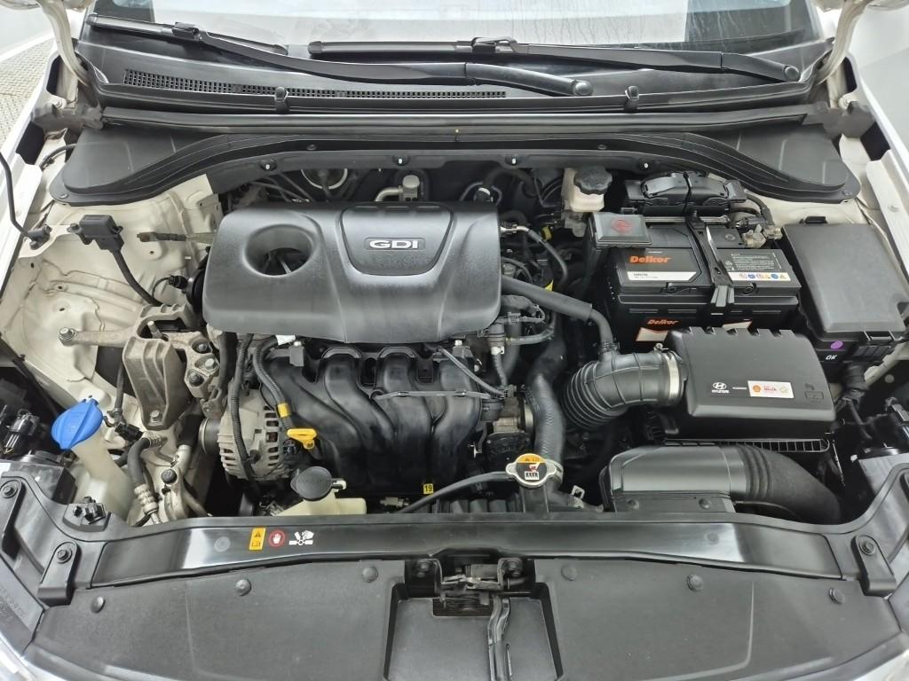 2016 HYUNDAI AVANTE AD 