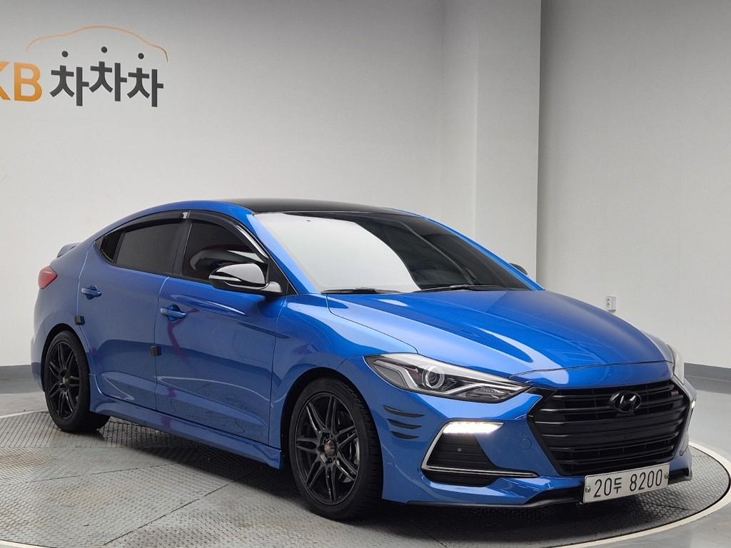 2017 HYUNDAI AVANTE AD 