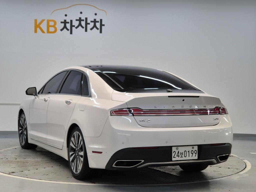 2017 LINCOLN MKZ(NEW) 