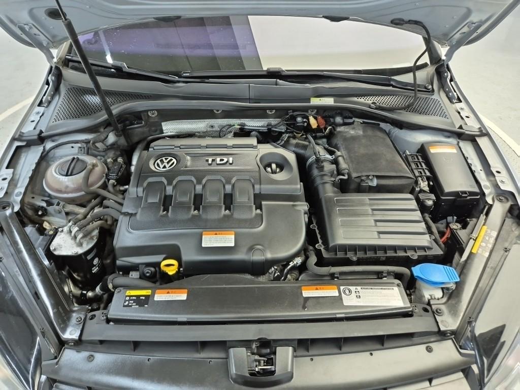 2015 VOLKSWAGEN GOLF (7Gen) 