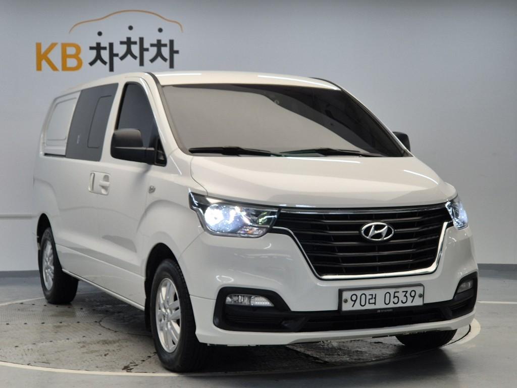 2019 HYUNDAI THE NEW GRAND STAREX 