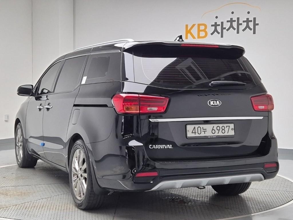 2019 KIA THE NEW CARNIVAL 