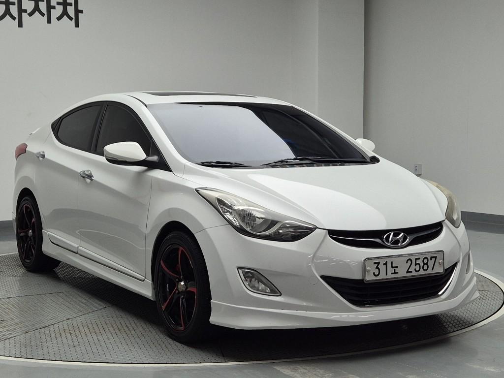 2011 HYUNDAI AVANTE MD 