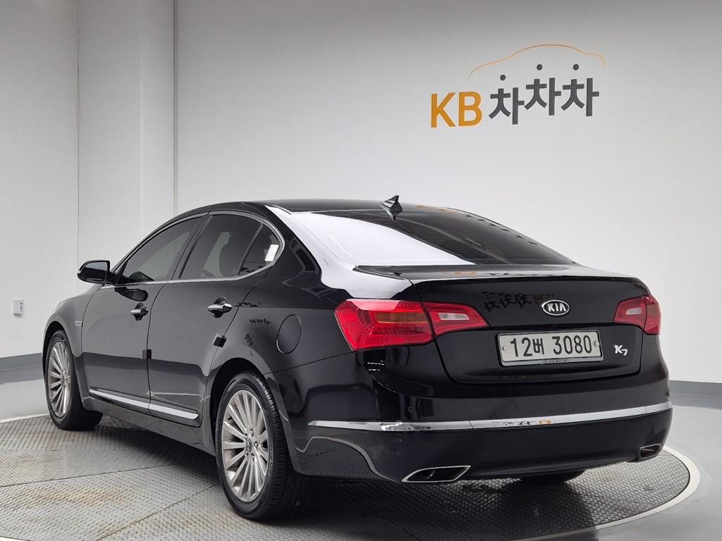 2011 KIA K7 