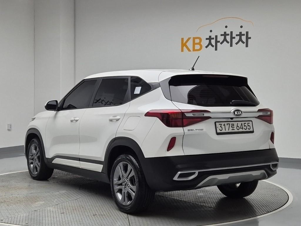 2021 KIA SELTOS 