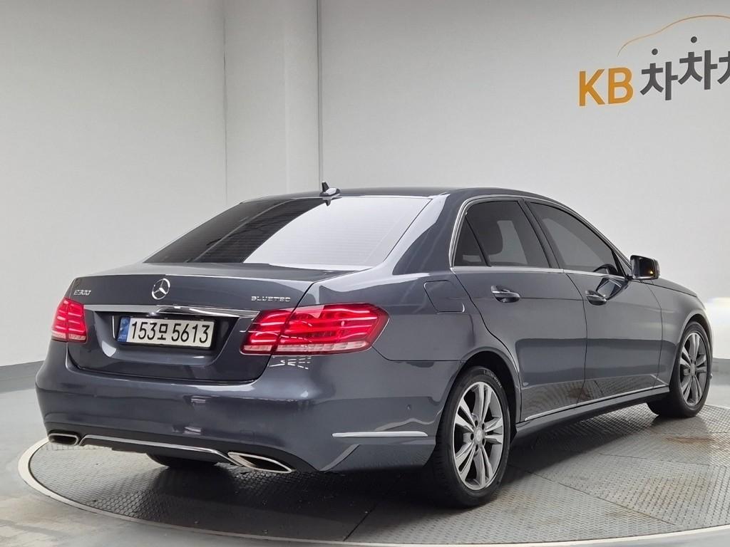 2015 BENZ E CLASS (4Gen) 