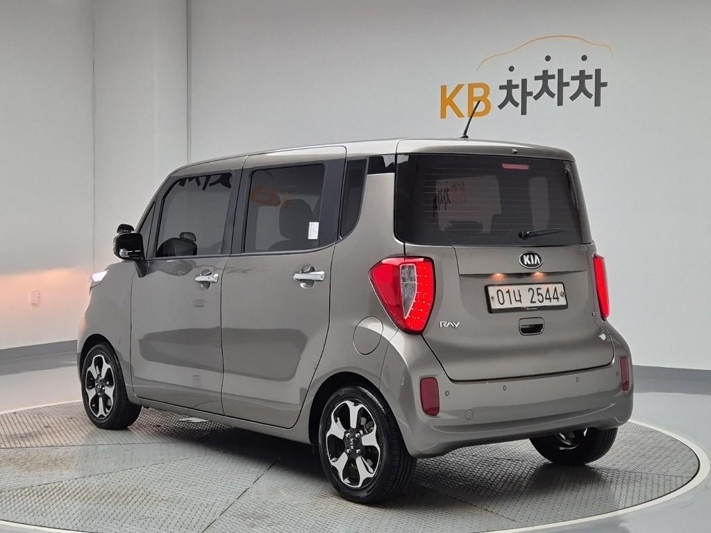 2017 KIA RAY 