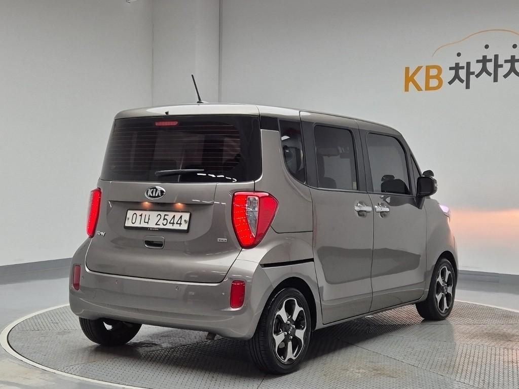 2017 KIA RAY 