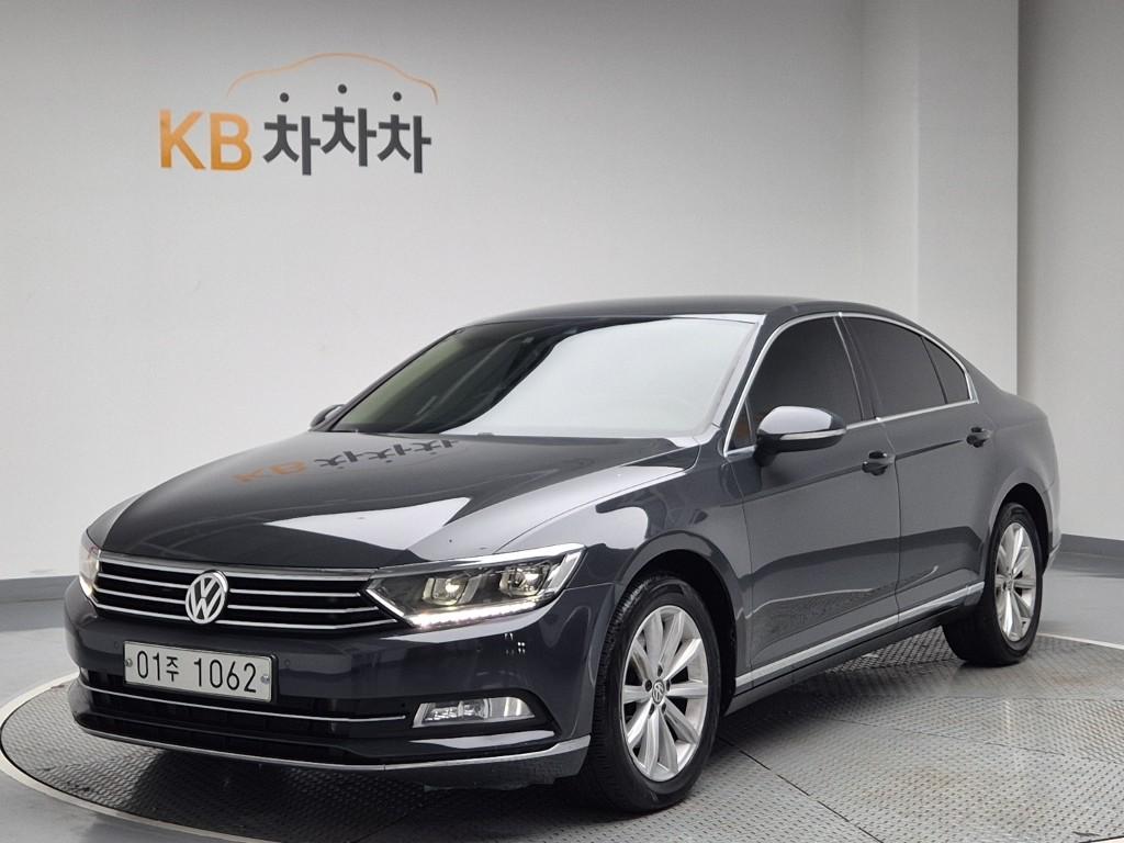 2018 VOLKSWAGEN PASSAT GT (8Gen) 